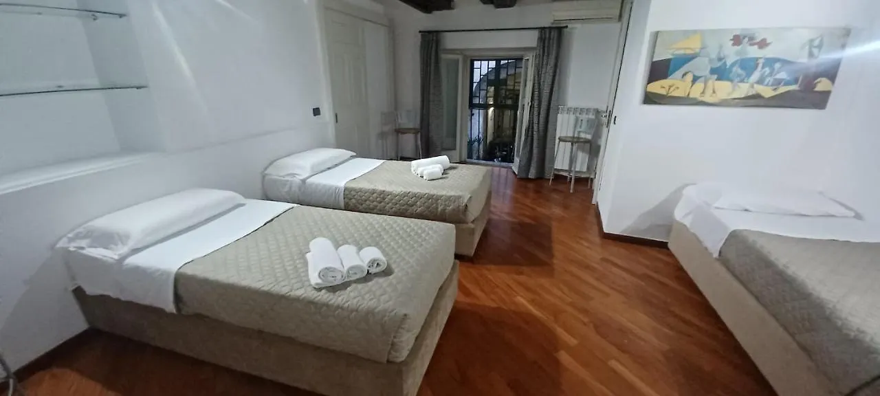 ナポリResidenza Nunziatellaアパートメント 0*, ナポリ イタリア